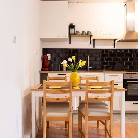 2 Bedroom In Great Location In Kreuzberg Berlin Eksteriør billede