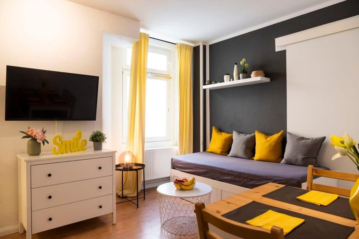 2 Bedroom In Great Location In Kreuzberg Berlin Eksteriør billede